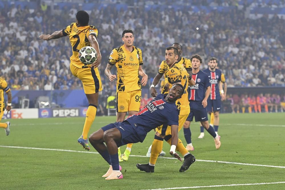 冠军体质，若日尼奥加盟弗拉门戈半赛季即夺得两项重要锦标